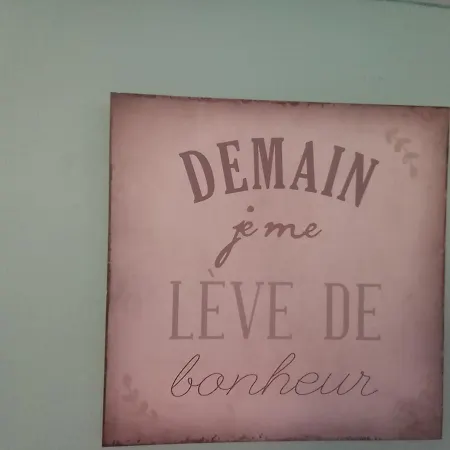 Charme Et Douceur En Provence Apartment *